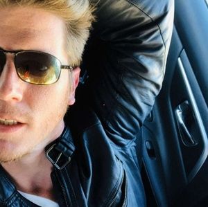 Meet your Posher, John